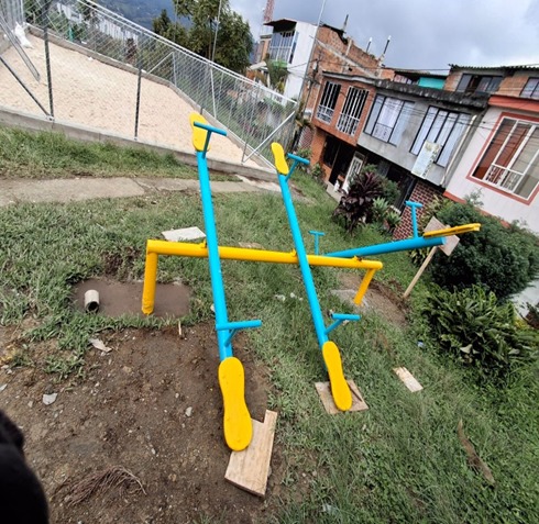 Construcción de escenarios deportivos juegos infantiles